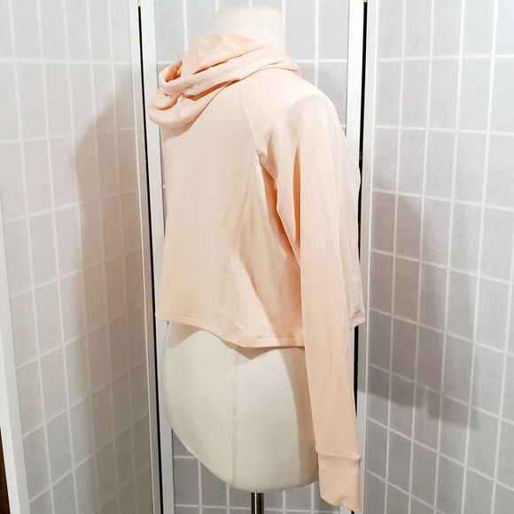 Torrid Light Pink Crop Active Hoodie Size: 00 (10) - Picture 7 of 12